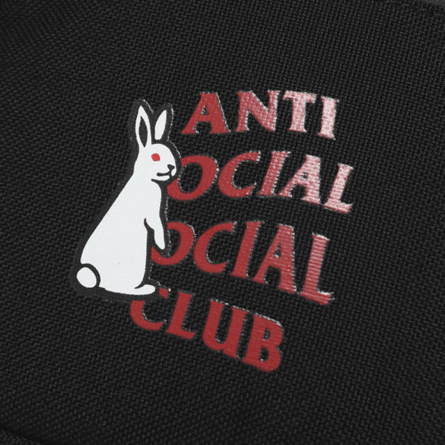 ANTI(アンチ)のANTI SOCIAL SOCIAL CLUB #FR2 ShoulderBag メンズのバッグ(ショルダーバッグ)の商品写真