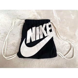 ナイキ(NIKE)のNIKE リュック《最終値下げ》(リュック/バックパック)