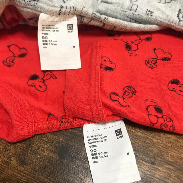 UNIQLO(ユニクロ)のユニクロ　ロンパース　肌着　90size スヌーピー 柄 キッズ/ベビー/マタニティのキッズ服男の子用(90cm~)(下着)の商品写真