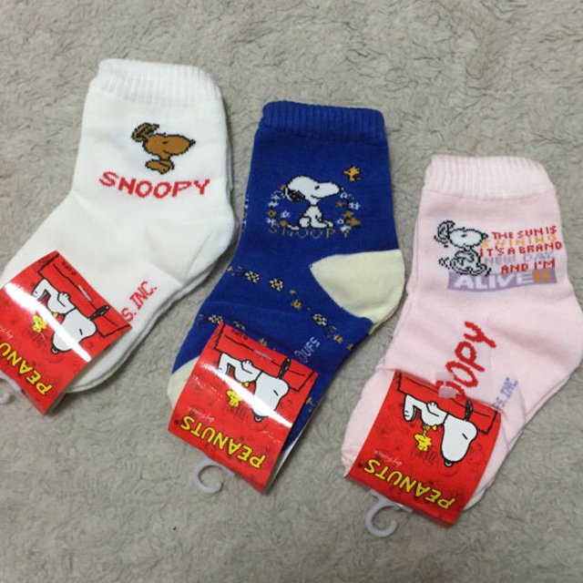 Snoopy 新品 3pセット スヌーピー子供靴下の通販 By マカロン S Shop スヌーピーならラクマ