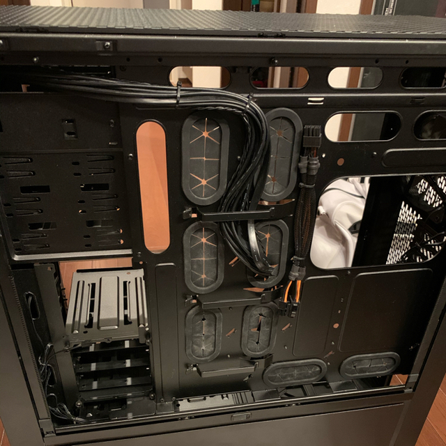 月島のでこちゃん様専用【中古】Corsair OBSIDIAN 900D