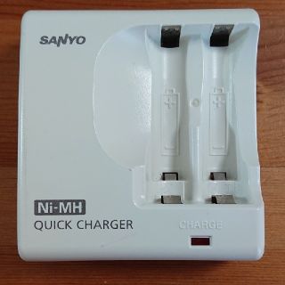 エネループ 充電器(バッテリー/充電器)