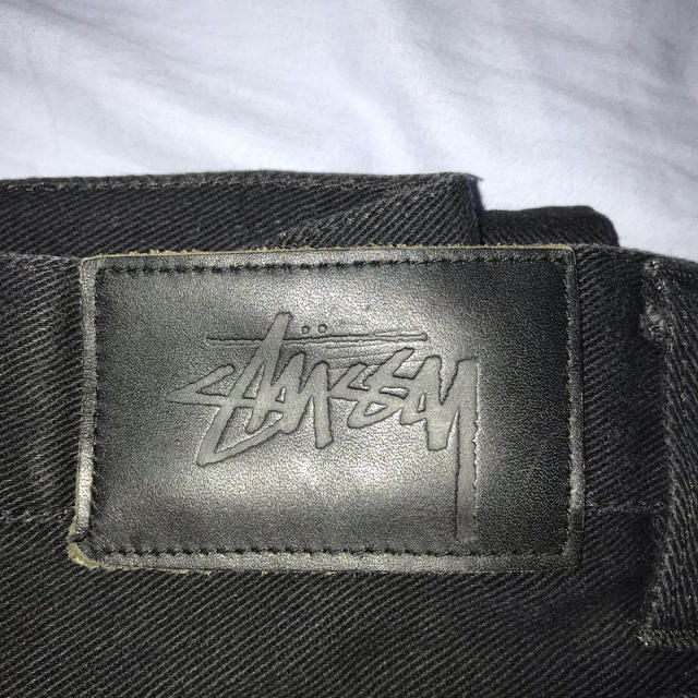 STUSSY(ステューシー)のstussy ステューシー ブラックデニム 30サイズ メンズのパンツ(デニム/ジーンズ)の商品写真