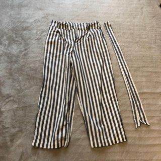 ザラ(ZARA)のZARA パンツ(カジュアルパンツ)