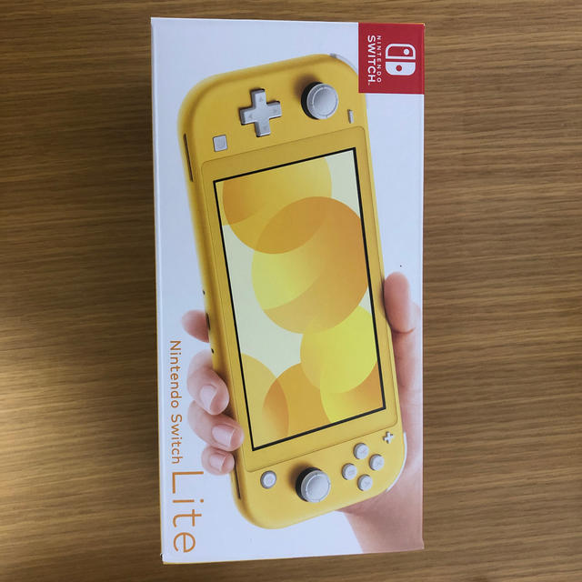 Nintendo Switch Lite イエロー