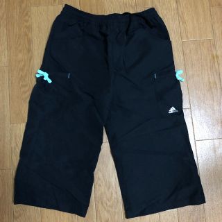 アディダス(adidas)のadidasハーフパンツ(パンツ/スパッツ)