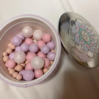 ゲラン(GUERLAIN)のメテオリット ビーユ ハッピー グロウ　ゲラン　限定(フェイスパウダー)