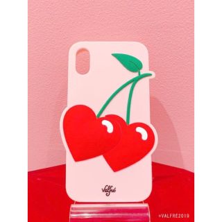 リルリリー(lilLilly)のlilLilly Valfre Heart Cherry iPhone Case(iPhoneケース)