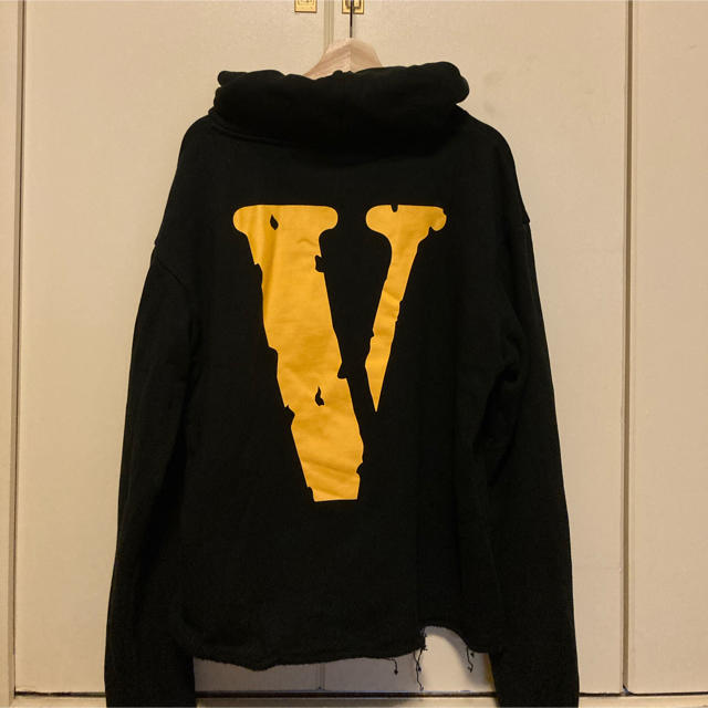 【値下げ_限定】vlone ポップアップ パーカー Mサイズ