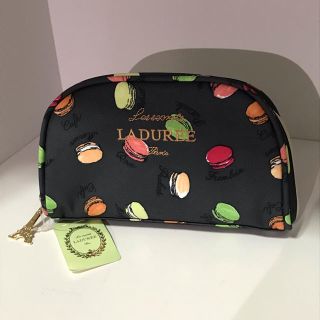 ラデュレ(LADUREE)の【新品未使用】ラデュレ　マカロン　ポーチ(ポーチ)