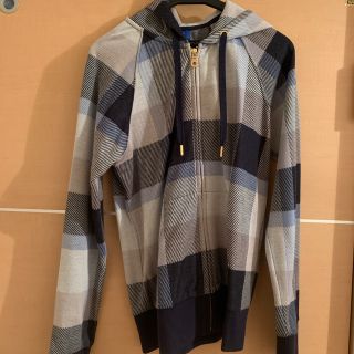 バーバリーブルーレーベル(BURBERRY BLUE LABEL)のダヴィデ像様専用　ブルーレーベルクレストブリッジ  38 パーカー(パーカー)