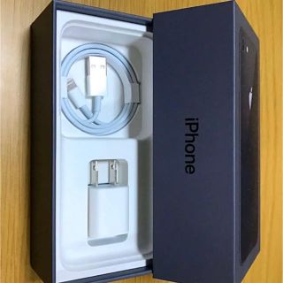 アイフォーン(iPhone)のiPhone純正ケーブル　充電器(バッテリー/充電器)