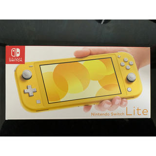 ニンテンドースイッチ(Nintendo Switch)のNINTENDO switch lite イエロー　未開封　2020/5/1購入(家庭用ゲーム機本体)