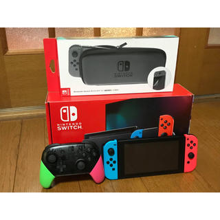 ニンテンドースイッチ(Nintendo Switch)のNintendo Switch JOY-CON(L) ネオンブルー/(R) ネオ(携帯用ゲーム機本体)