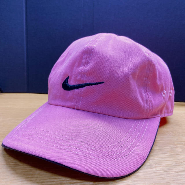 NIKE(ナイキ)のNIKE pink cap レディースの帽子(キャップ)の商品写真