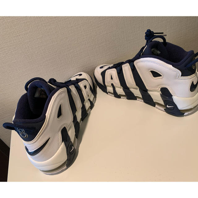 NIKE(ナイキ)のNIKE MORE UPTEMPO オリンピック メンズの靴/シューズ(スニーカー)の商品写真