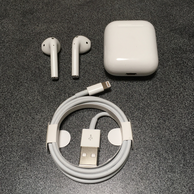 即納】 【第2世代】 AirPods with Charging Case ヘッドフォン/イヤフォン