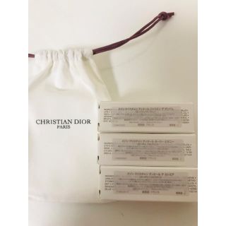 クリスチャンディオール(Christian Dior)の【新品未使用】Dior 香水　ミニセット(香水(女性用))