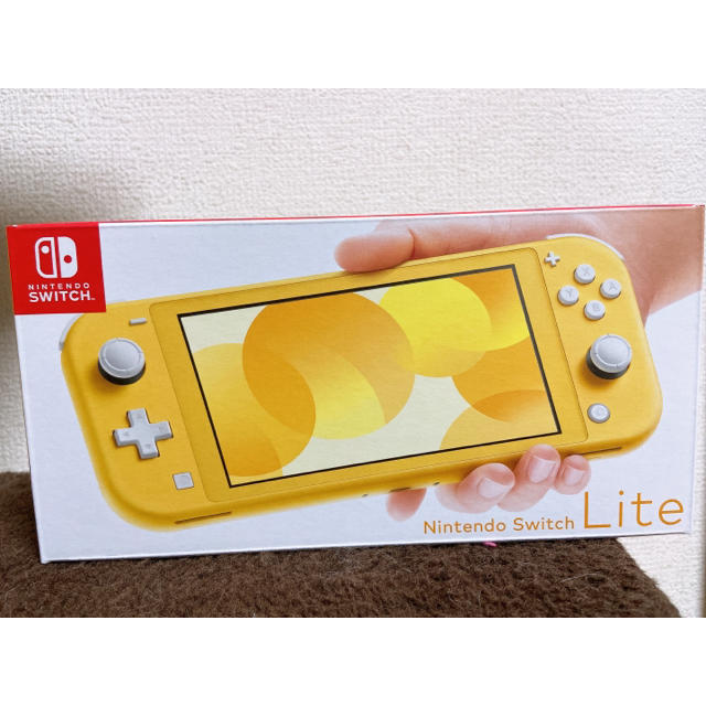 【値下げ】　Nintendo Switch Lite イエロー　ハードケース付き