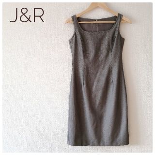 ジェイアンドアール(J&R)の✨新品未使用✨J&R　ひざ丈ノースリーブワンピース(ひざ丈ワンピース)