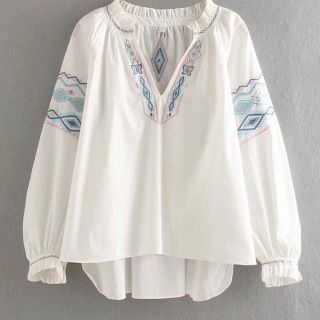 ザラ(ZARA)の刺繍ブラウス(シャツ/ブラウス(長袖/七分))