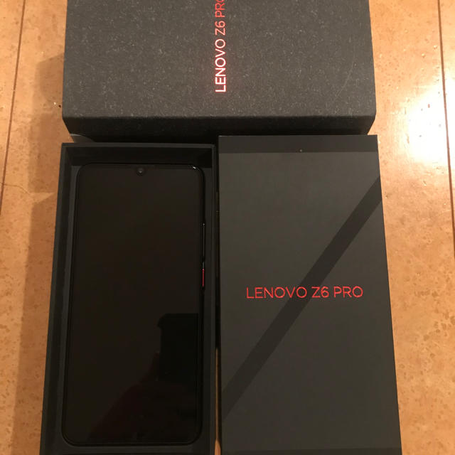 Lenovo(レノボ)のLenovo Z6 Pro  SIMフリー　 スマホ/家電/カメラのスマートフォン/携帯電話(スマートフォン本体)の商品写真