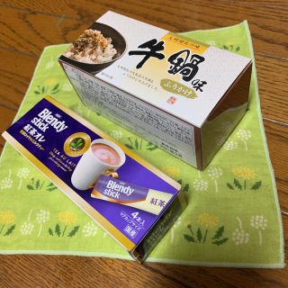 エイージーエフ(AGF)の紅茶オレ&牛鍋味ふりかけ(その他)