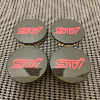 スバル(スバル)の【値下げしました！】　STI ホイールキャップ　純正(ホイール)