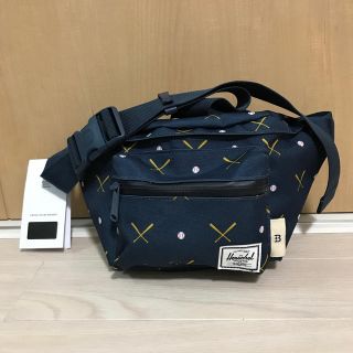 ハーシェル(HERSCHEL)のベイスターズ×Herschel Supply コラボ(ボディーバッグ)