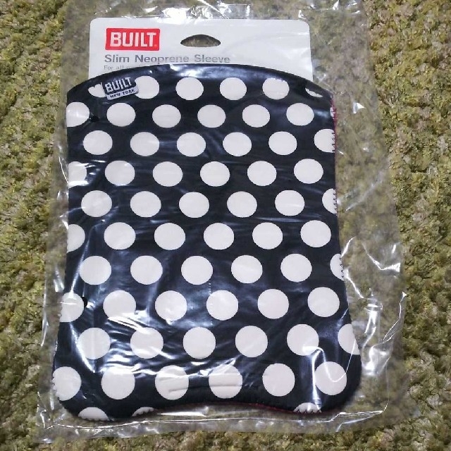 BUILT NEW YORK iPad Sleeve  スマホ/家電/カメラのスマホアクセサリー(iPadケース)の商品写真