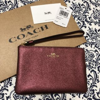 コーチ(COACH)の【新品未使用】コーチ◆シンプル◆リストレットポーチ◆メタリックワイン◆母の日(ポーチ)