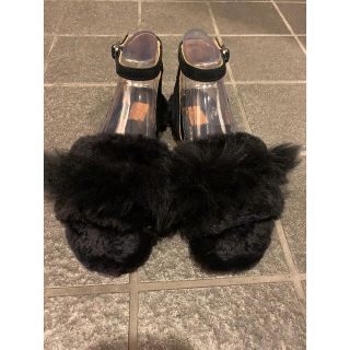 アグ(UGG)の美品☆UGGファーサンダル23.5㎝(サンダル)