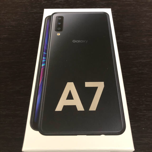Galaxy A7 スマートフォン本体