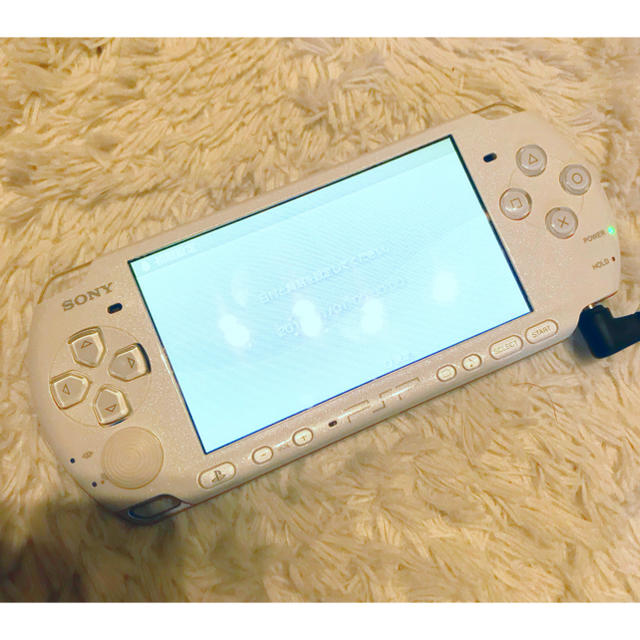 PSP 3000 本体　パールホワイト　バッテリーなし