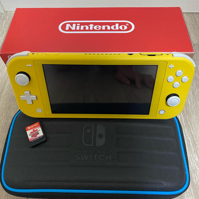 Nintendo lite イエローの通販 by み's shop｜ニンテンドースイッチならラクマ Switch - 任天堂Switch 特価通販