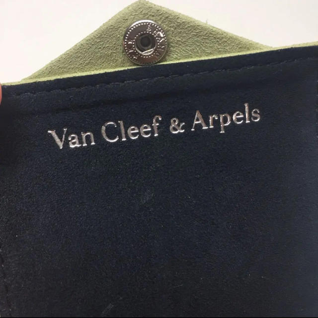 Van Cleef & Arpels(ヴァンクリーフアンドアーペル)の【２つセット】ヴァンクリーフ&アーペル　時計ケース インテリア/住まい/日用品のインテリア小物(小物入れ)の商品写真