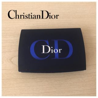 クリスチャンディオール(Christian Dior)の【新品】Diorディオール ファンデーション3g 【匿名配送】(ファンデーション)