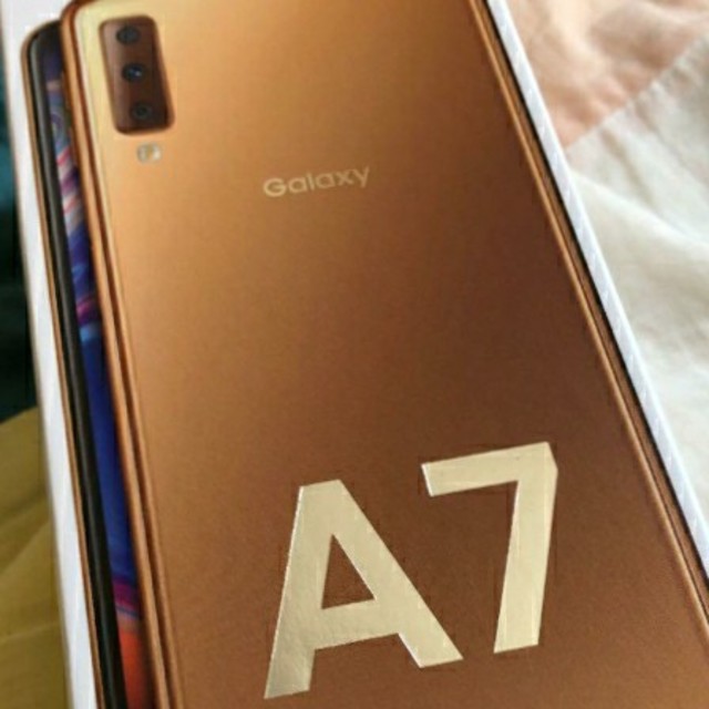 Galaxy A7 ゴールド 64 GB SIMフリー新品未使用未開封 スマホ/家電