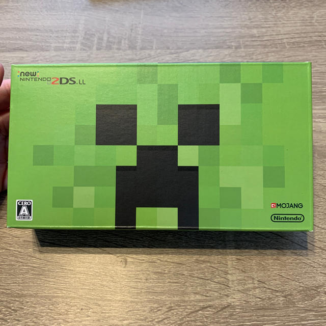 MINECRAFT Newニンテンドー2DS LL CREEPEREDITION携帯用ゲーム機本体