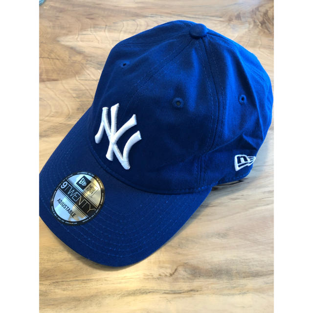 新品 US限定 MOMA x Yankees New Era Cap ブルー