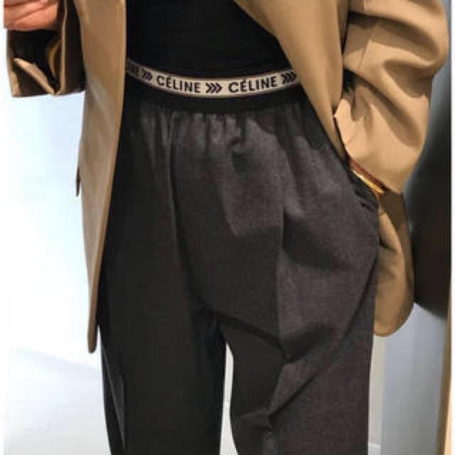 新作 celine - セリーヌ ロゴ パンツ フィービー カジュアルパンツ 新作 celine - セリーヌ ロゴ パンツ フィービー カジュアルパンツ