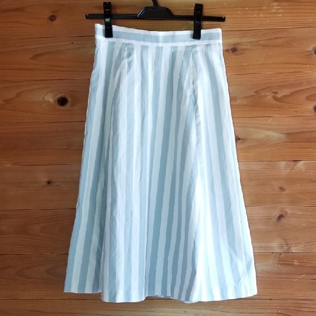 dazzlin(ダズリン)のダズリン　ストライプ　スカート レディースのスカート(ひざ丈スカート)の商品写真