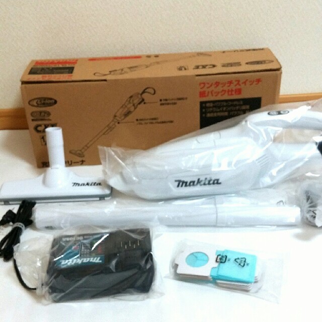 Makita - とろろ❗マキタクリーナーCL 107FDSHW  3台セット