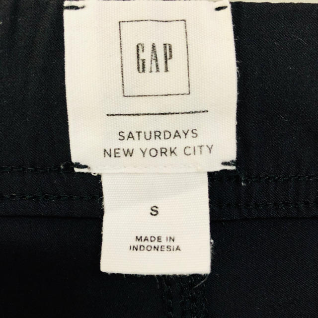 SATURDAYS SURF NYC(サタデーズサーフニューヨークシティー)の【限定】Saturdays NYC × GAP コラボ　ショーツ　ショートパンツ メンズのパンツ(ショートパンツ)の商品写真
