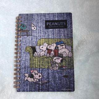 ピーナッツ(PEANUTS)のスヌーピー   B6   リングノート(ノート/メモ帳/ふせん)