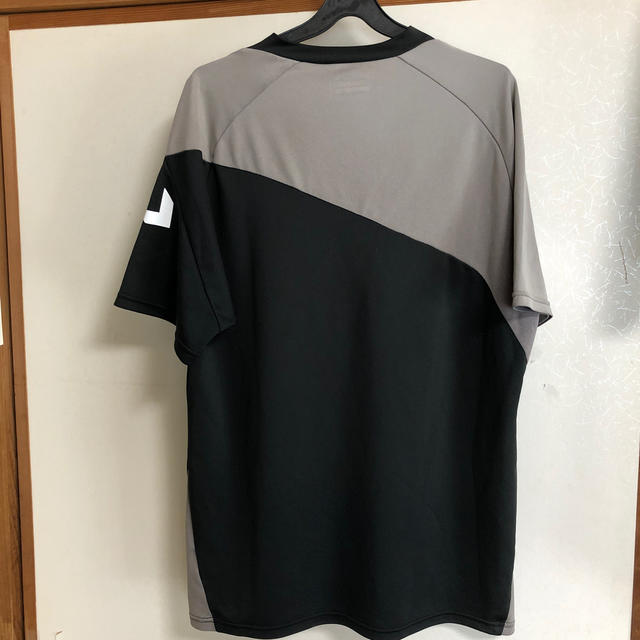hummel(ヒュンメル)のヒュンメル　Tシャツ メンズのトップス(Tシャツ/カットソー(半袖/袖なし))の商品写真