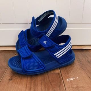 アディダス(adidas)の【超美品】adidas 軽量キッズサンダル　13.0cm(サンダル)