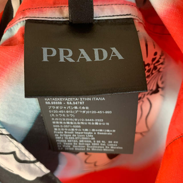 PRADA(プラダ)のprada 18aw fire aloha black shirt  メンズのトップス(シャツ)の商品写真