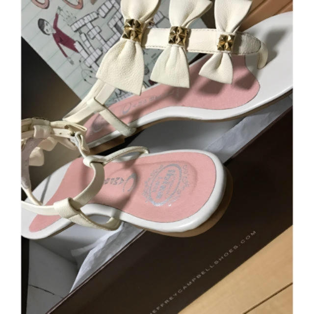 JEFFREY CAMPBELL(ジェフリーキャンベル)のジェフリーキャンベル☆レザー リボン フラットサンダル☆36、ホワイト！美品 レディースの靴/シューズ(サンダル)の商品写真