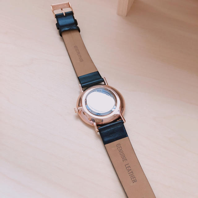 BERING(ベーリング)のBERING 36mm グリーン×ブラック レディースのファッション小物(腕時計)の商品写真